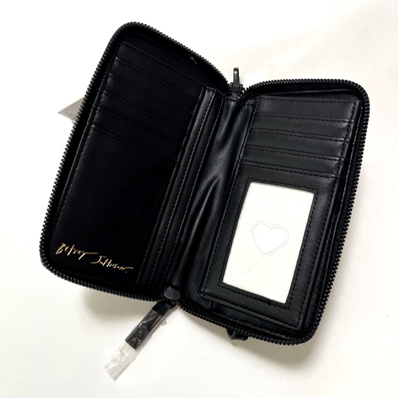 Betsey Johnson Lattice Skulls Wallet Wristlet PU Black Zip Around NWT Heart - Picture 5 of 6